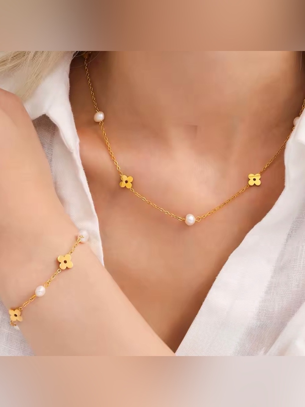 Kohl's Gold Flower and Pearl Accent Necklace